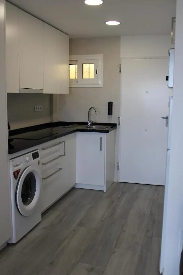 Estudio Nuevo Minerva 635 Benalmádena Spagna